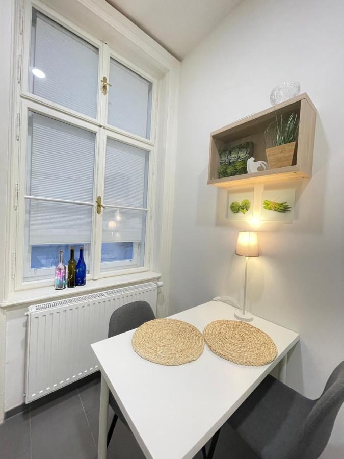 St Stephen'S Apartment เวียนนา ภายนอก รูปภาพ